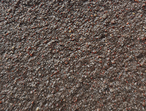 832